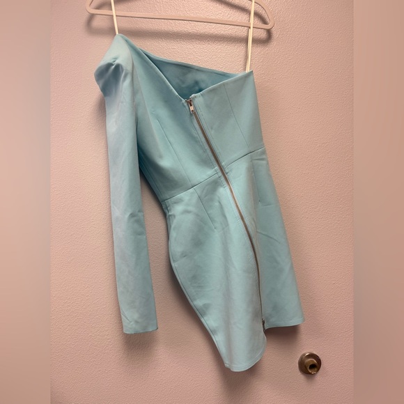 Mini dress - Picture 2 of 3